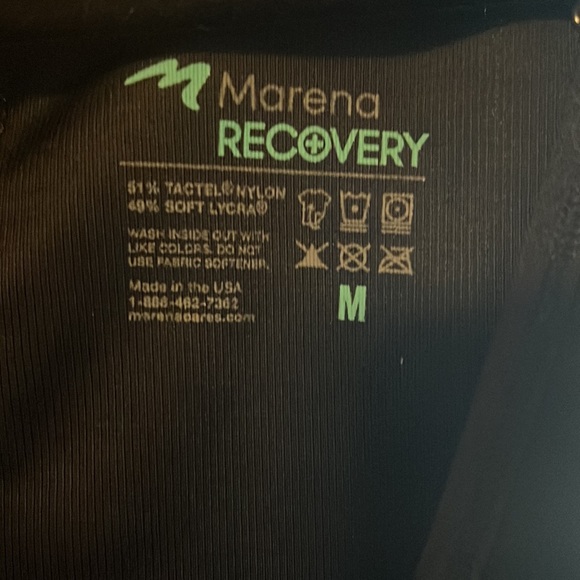 Marena recovery compression garment - Picture 3 of 6
